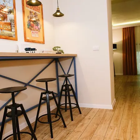 Lägenhet Donner Centar Ii